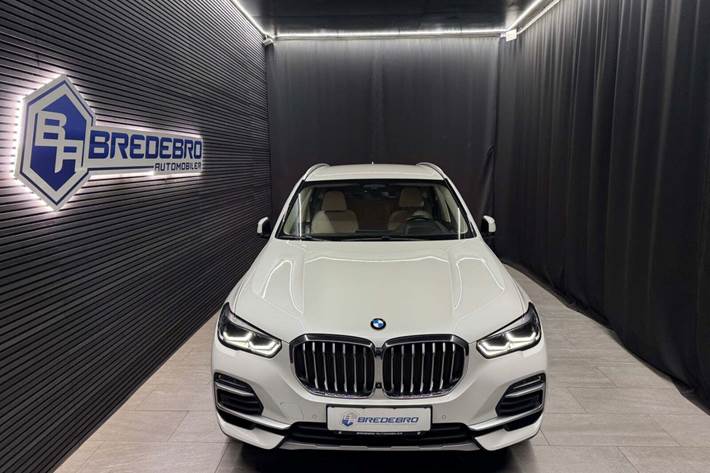 Hvid BMW X5 fra 2020