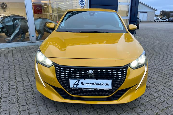 Gul Peugeot 208 fra 2021