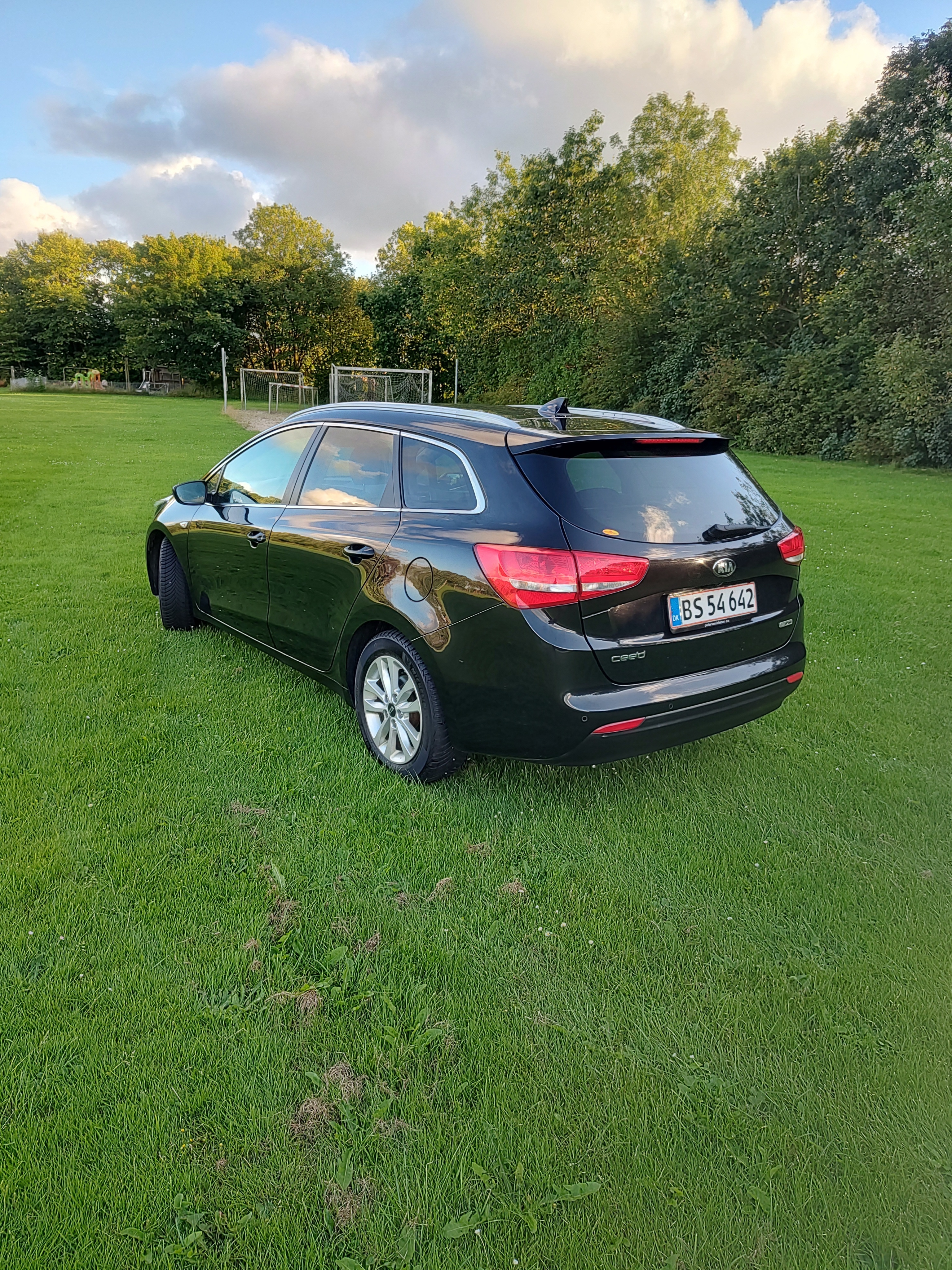 Sort Kia Ceed fra 2017