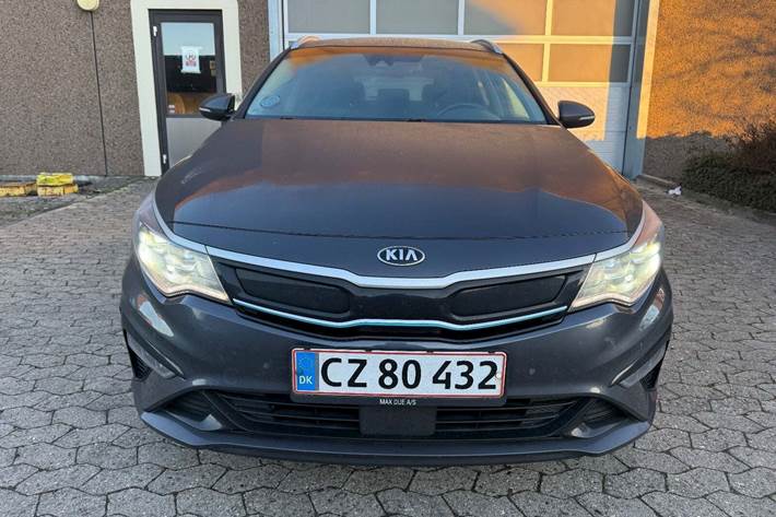 Grå Kia Optima fra 2019