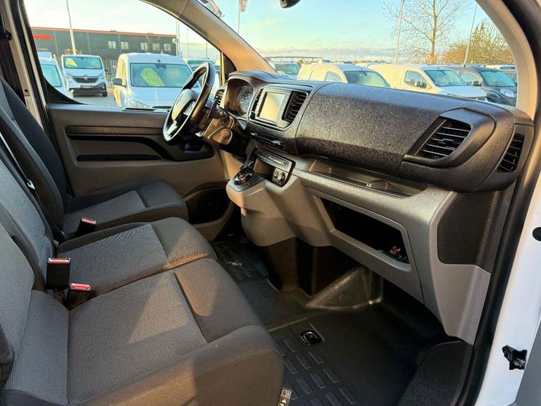 Opel Vivaro 2,0 D 145 Enjoy L3V2 aut.