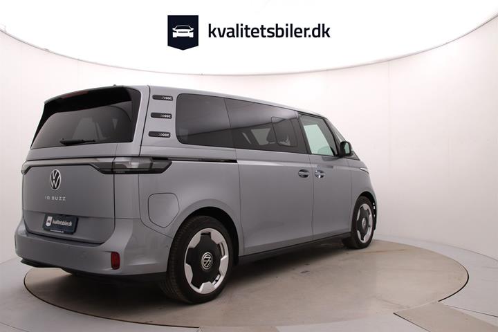 Sølv VW ID.Buzz fra 2025