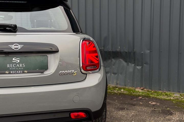 Grå Mini Cooper SE fra 2022