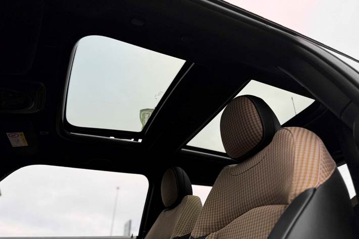 Grå Mini Cooper SE fra 2022