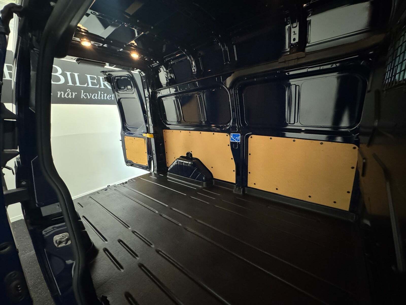 Ford Transit Custom 300L 2,0 TDCi 130 Trend