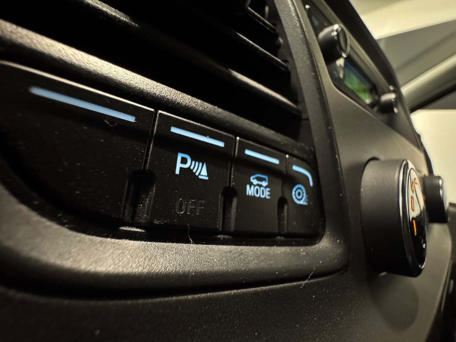 Blå Ford Transit Custom 300L fra 2021