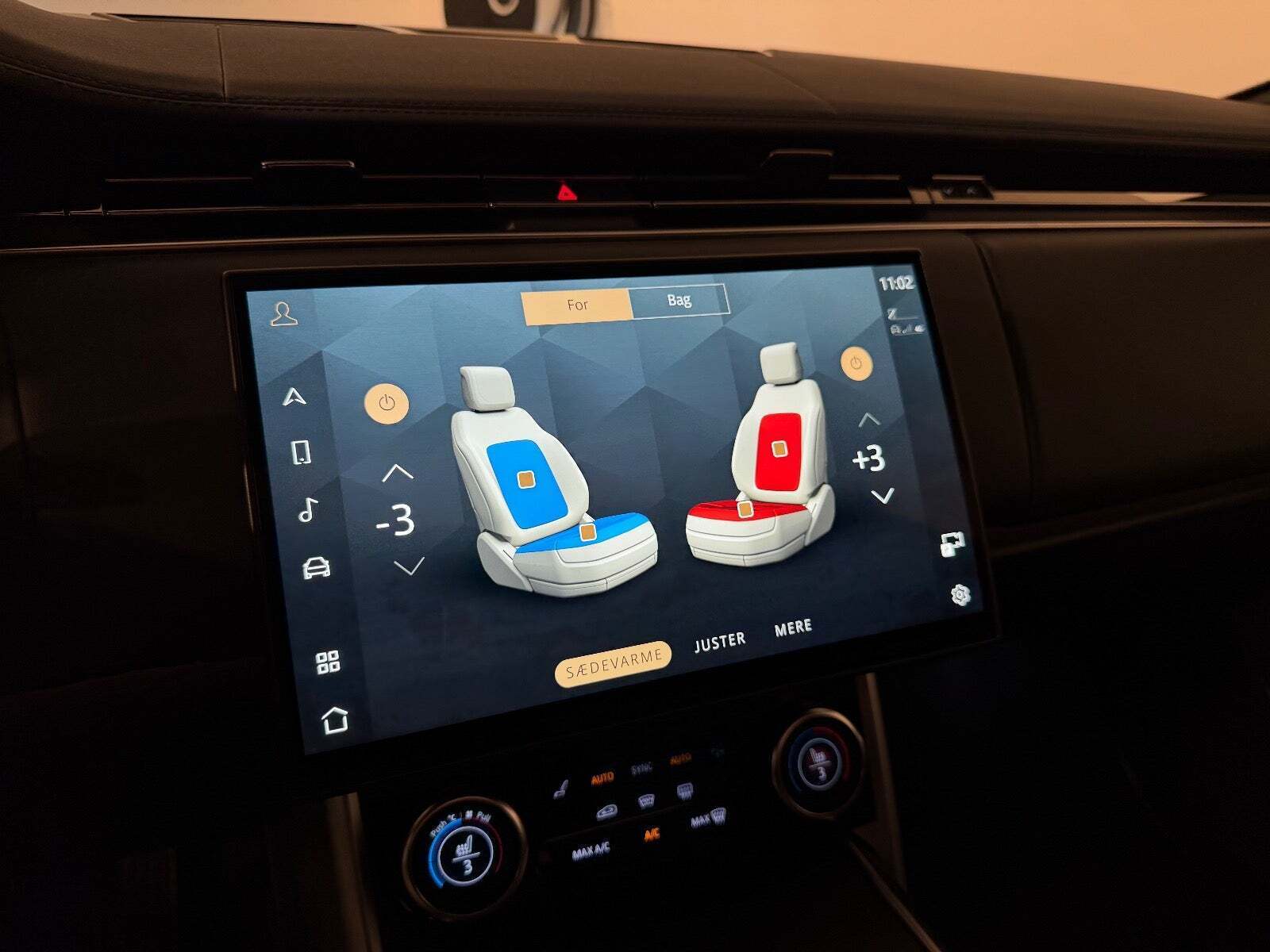 Grå Land Rover Range Rover fra 2023