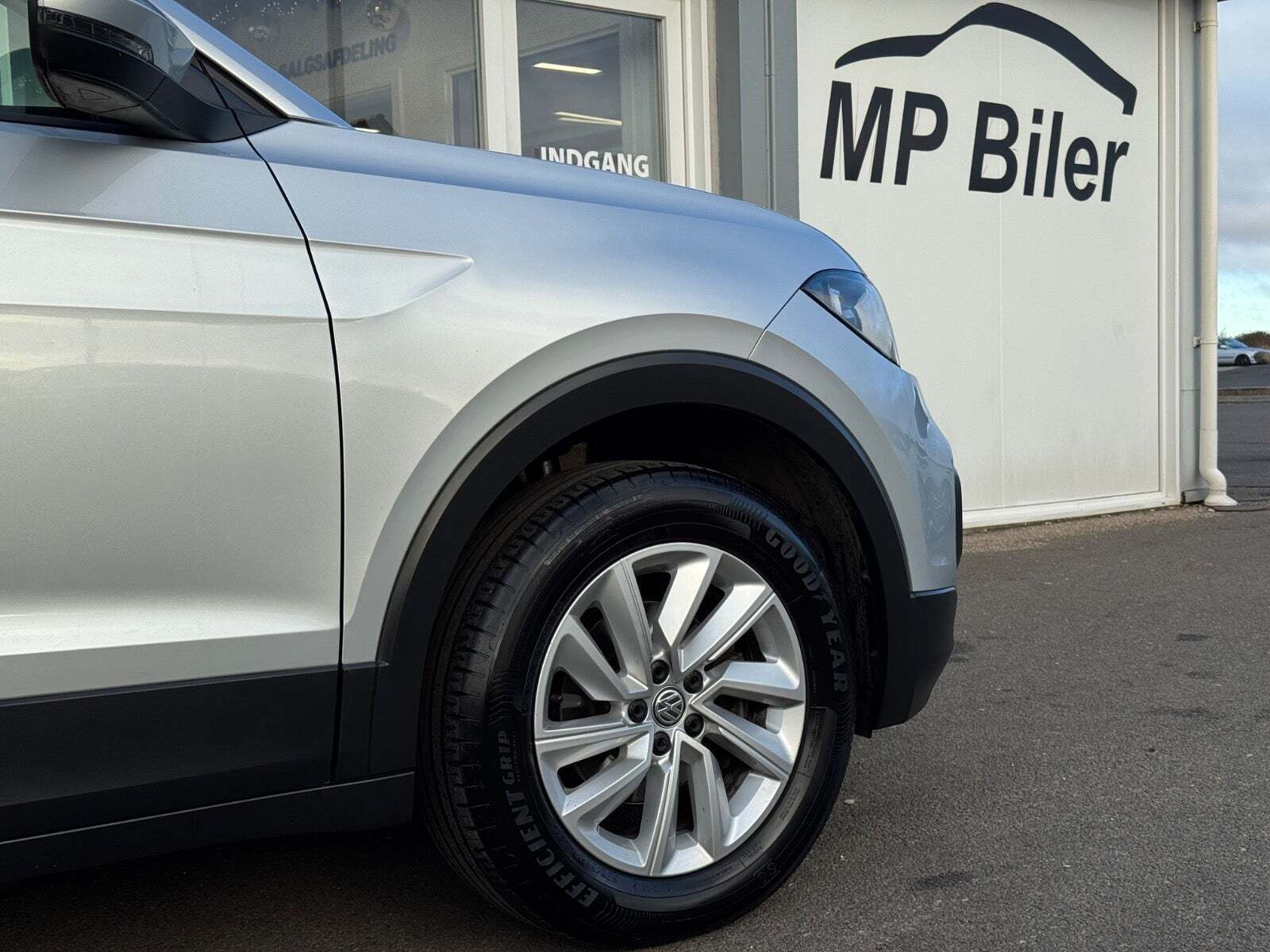 Sølv VW T-Cross fra 2020