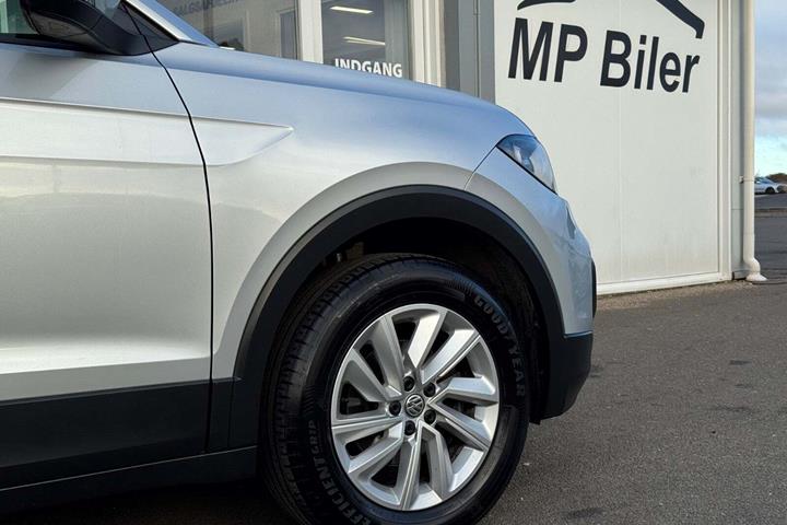 Sølv VW T-Cross fra 2020