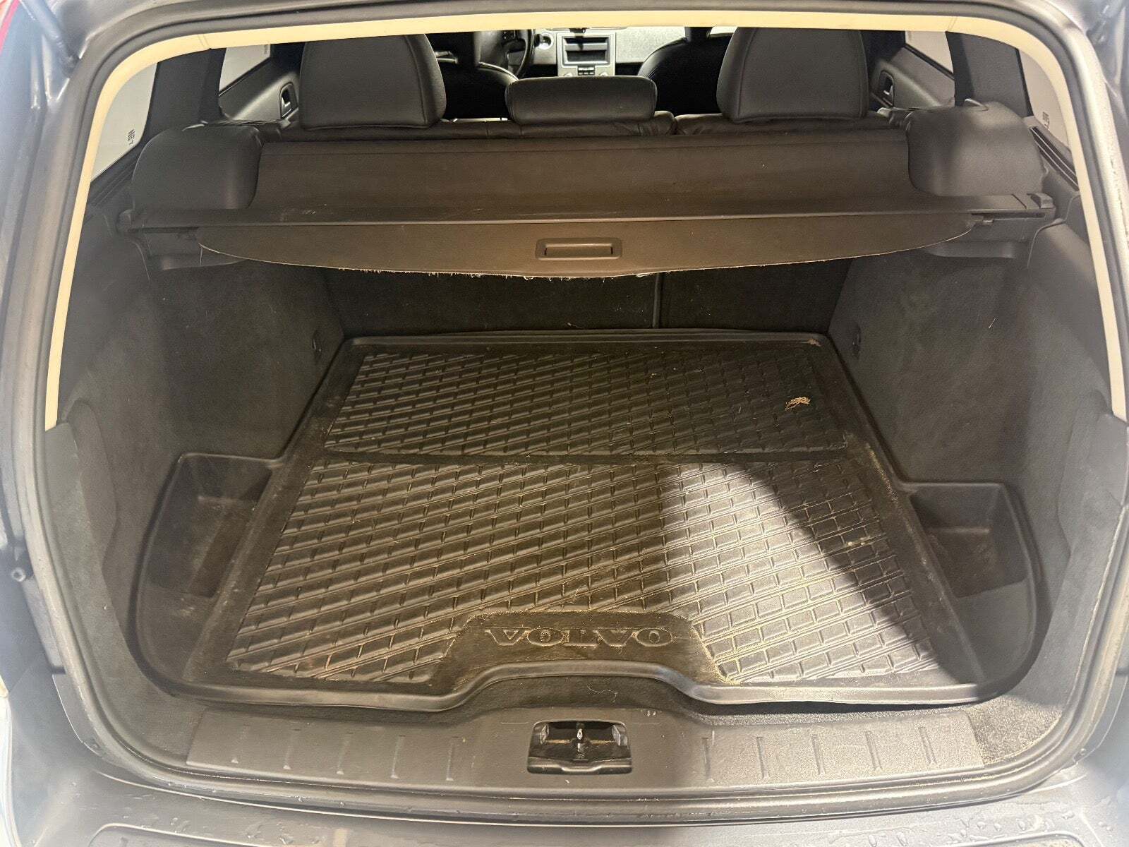 Sort Volvo V50 fra 2008