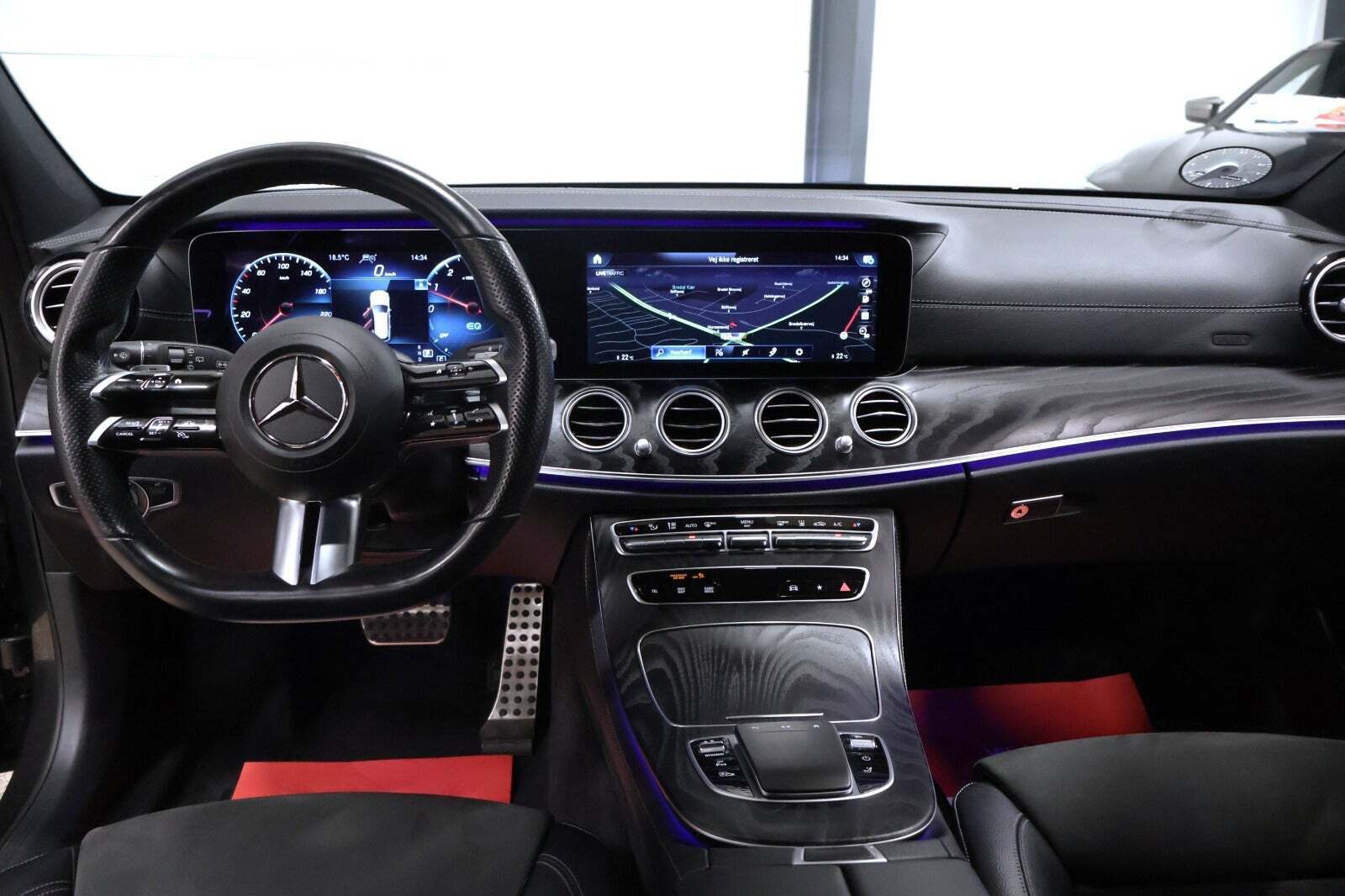 Mercedes E300 de 2,0 AMG Line stc. aut. 4Matic