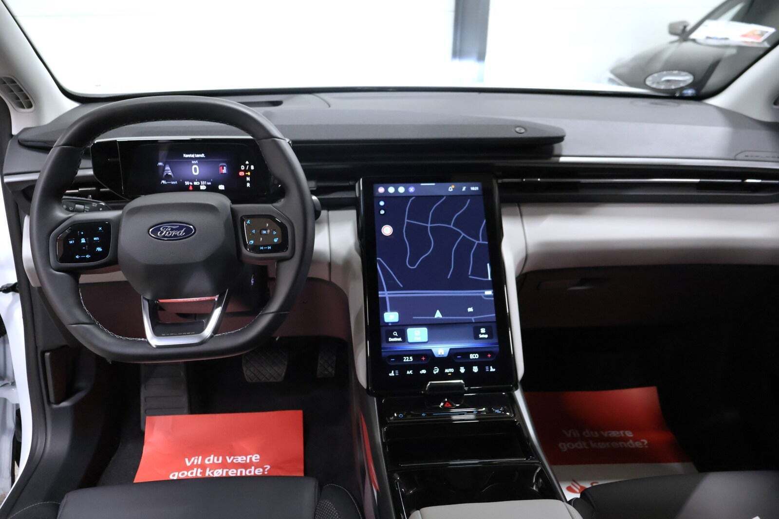 Ford Explorer 82 Select Extended Range