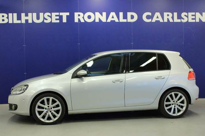 Sølv VW Golf VI fra 2013