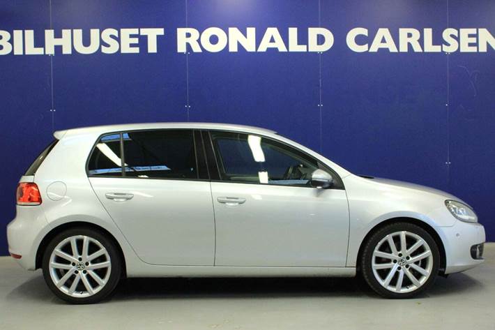 Sølv VW Golf VI fra 2013