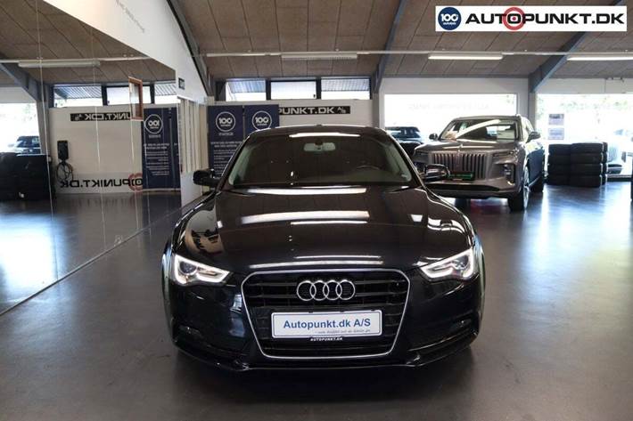 Sort Audi A5 fra 2014