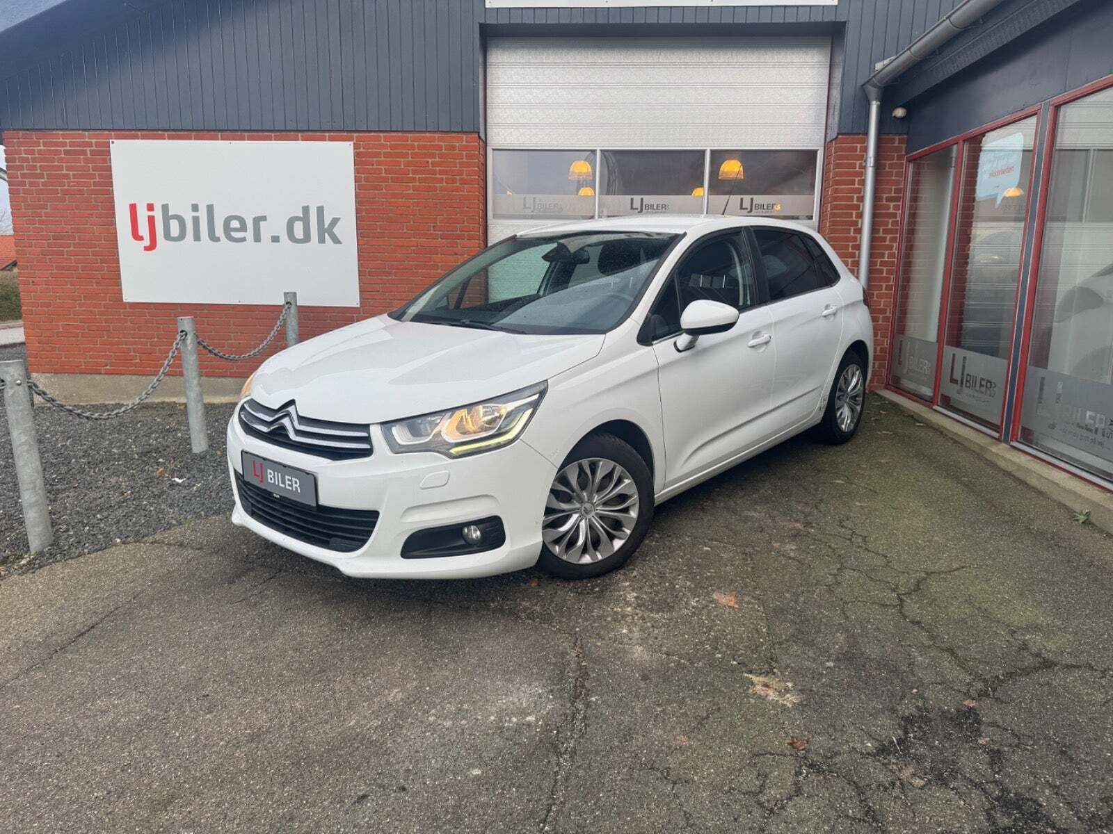 Citroën C4 1,6 BlueHDi 100 Feel Complet Van