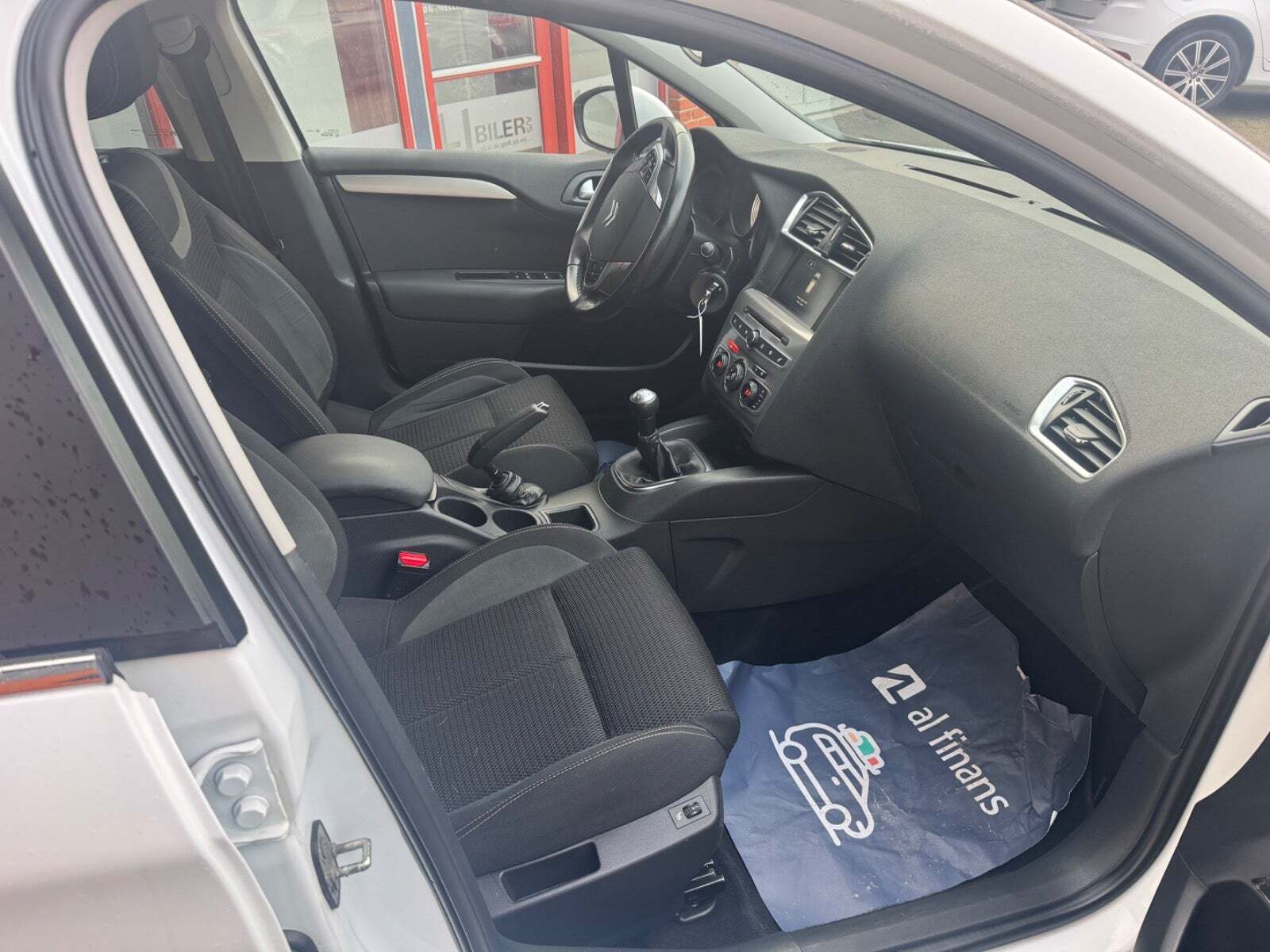 Citroën C4 1,6 BlueHDi 100 Feel Complet Van