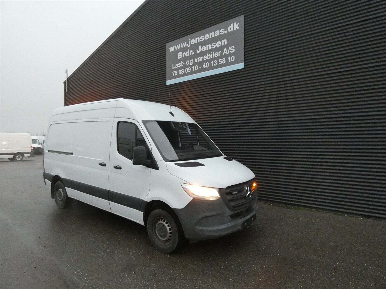 Mercedes Sprinter 317 2,0 CDi A2 Kassevogn aut. RWD