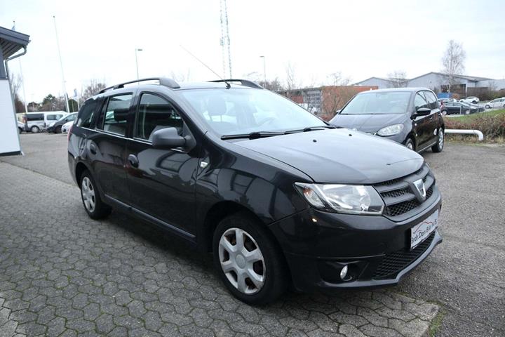 Sort Dacia Logan fra 2014