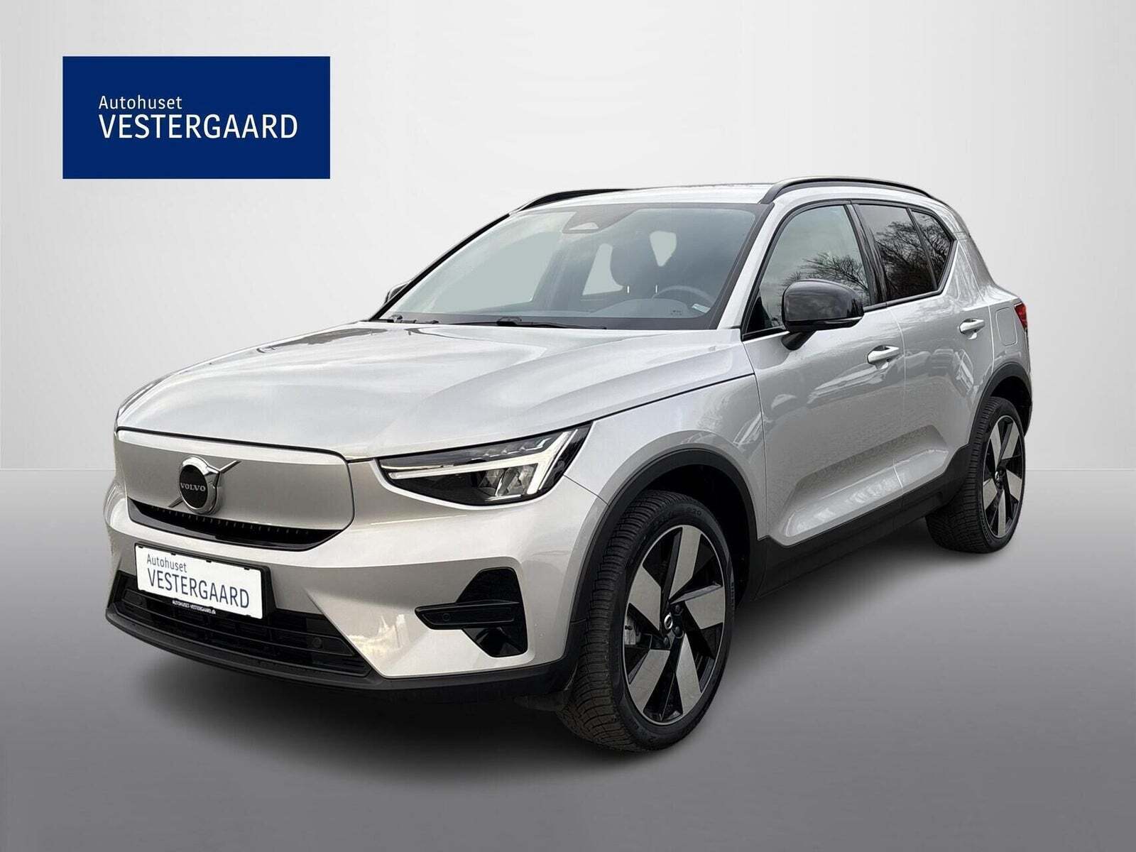 Volvo XC40 P6 ReCharge Core