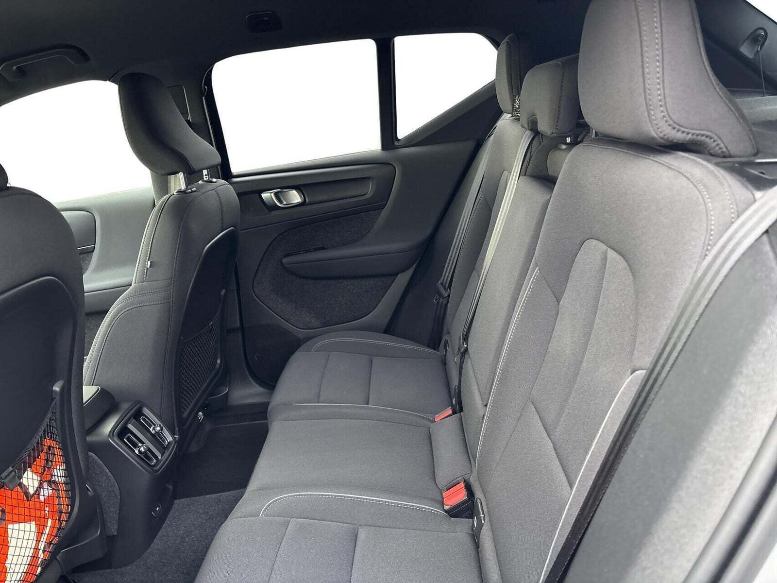 Volvo XC40 P6 ReCharge Core