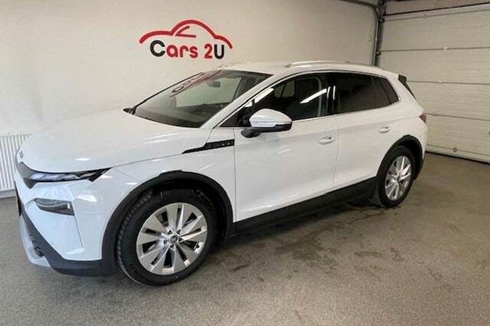 Hvid Skoda Elroq fra 2025 set udefra