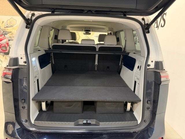 Blå VW ID.Buzz fra 2023