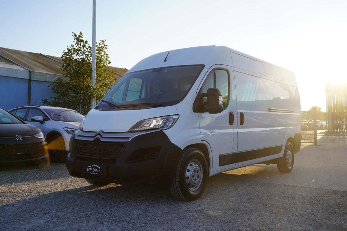 Citroën Jumper 35+ 2,2 BlueHDi 165 L3H2 FlexLine+