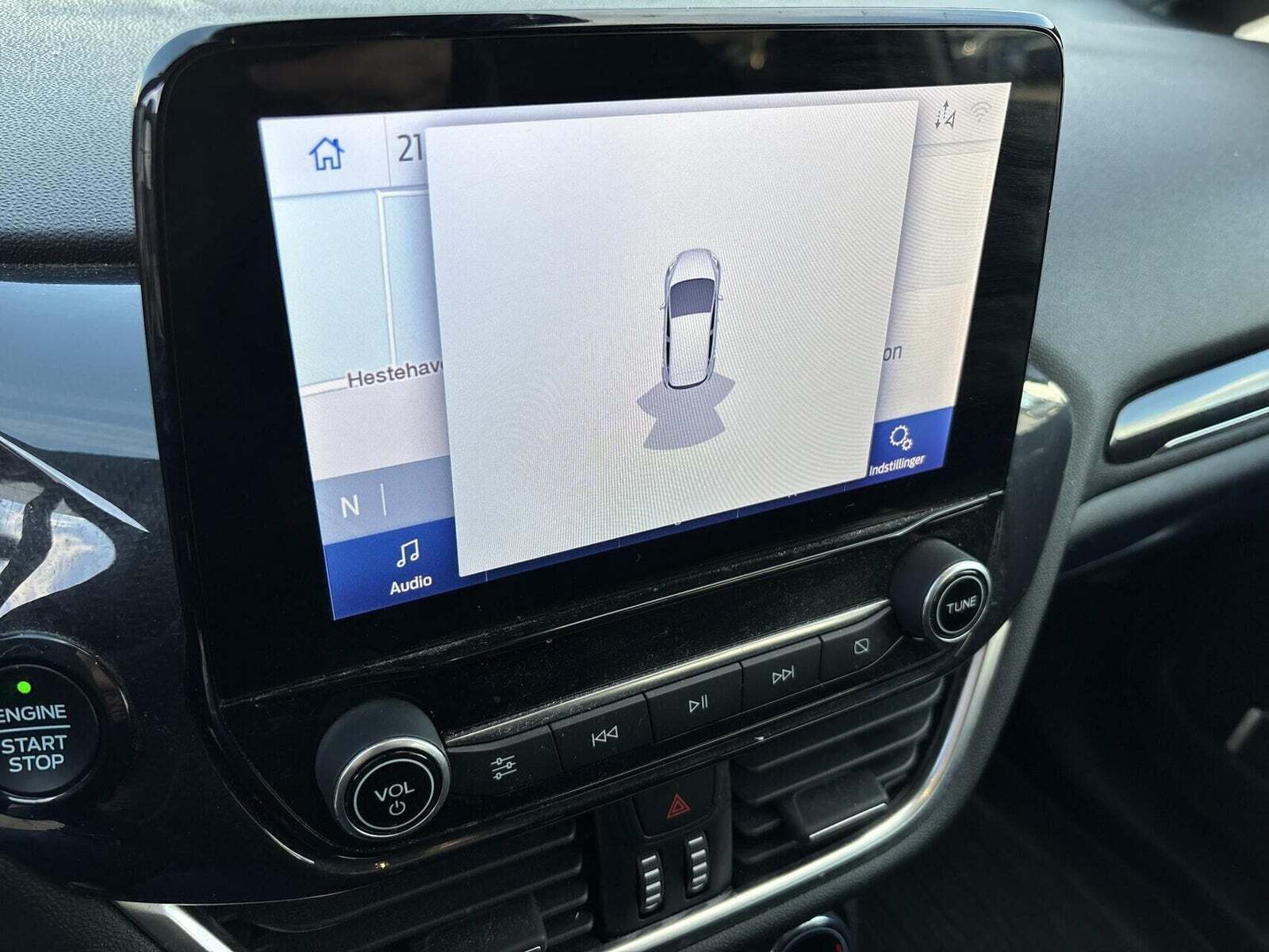 Grå Ford Fiesta fra 2021