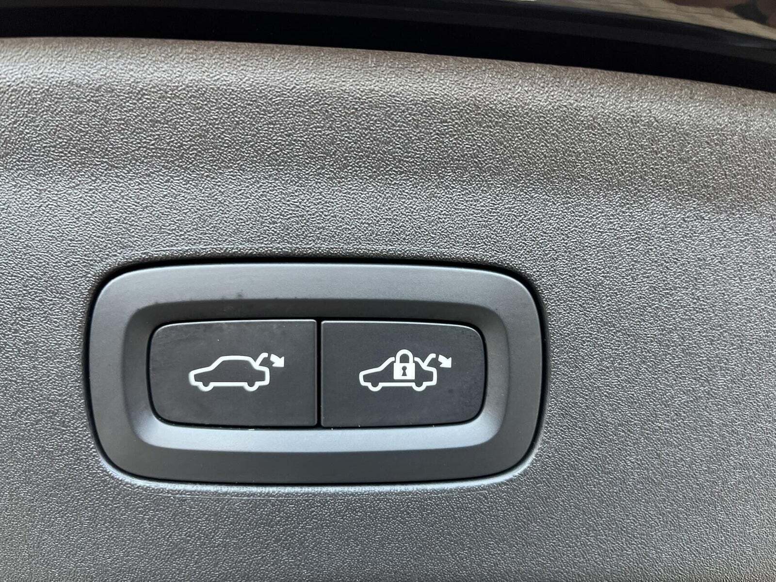 Sort Polestar 2 fra 2022