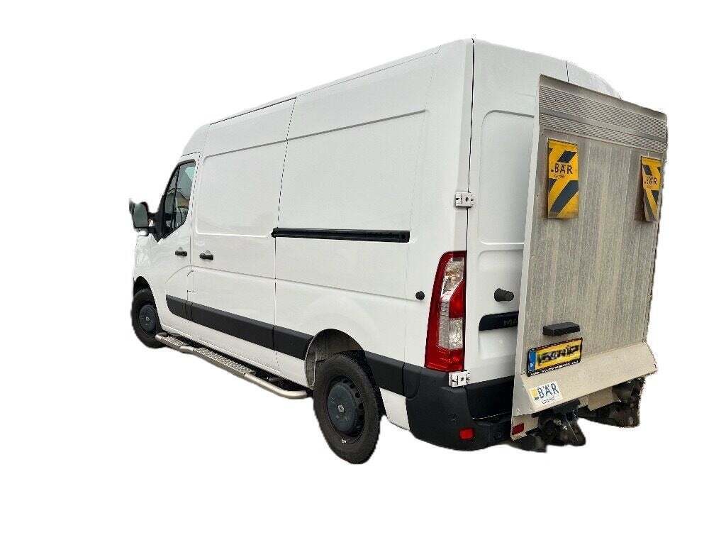 Renault Master IV T35 2,3 dCi 135 L2H2 Kassevogn