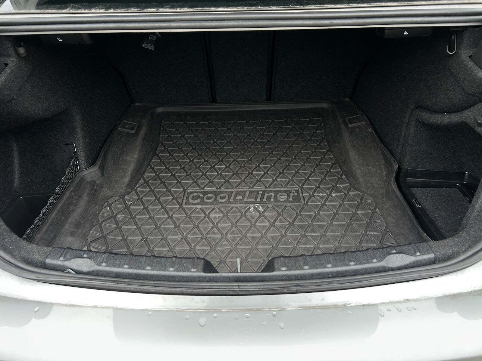 Sølv BMW 320i fra 2019