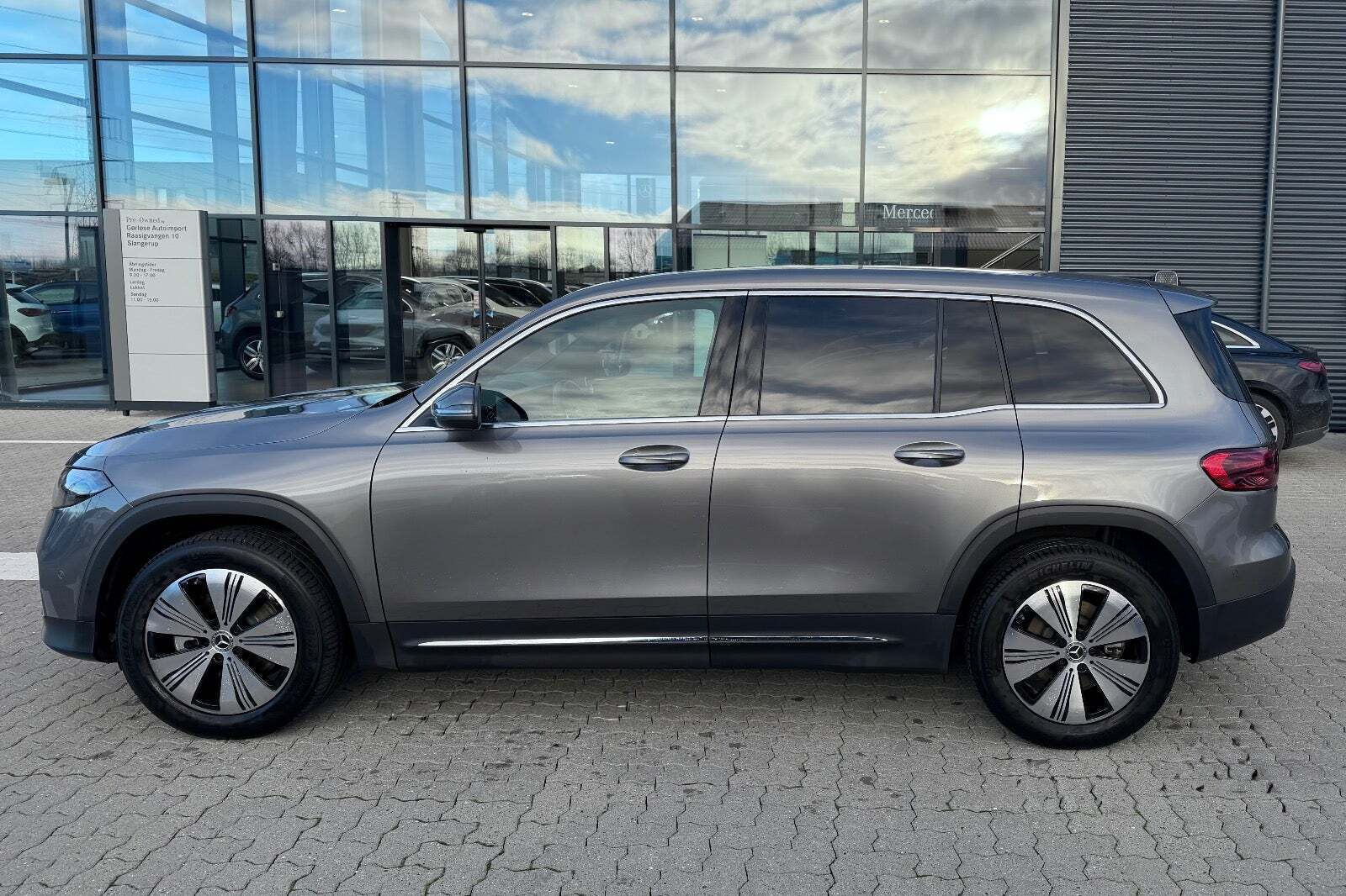 Mercedes EQB250+ Progressive Advance Plus