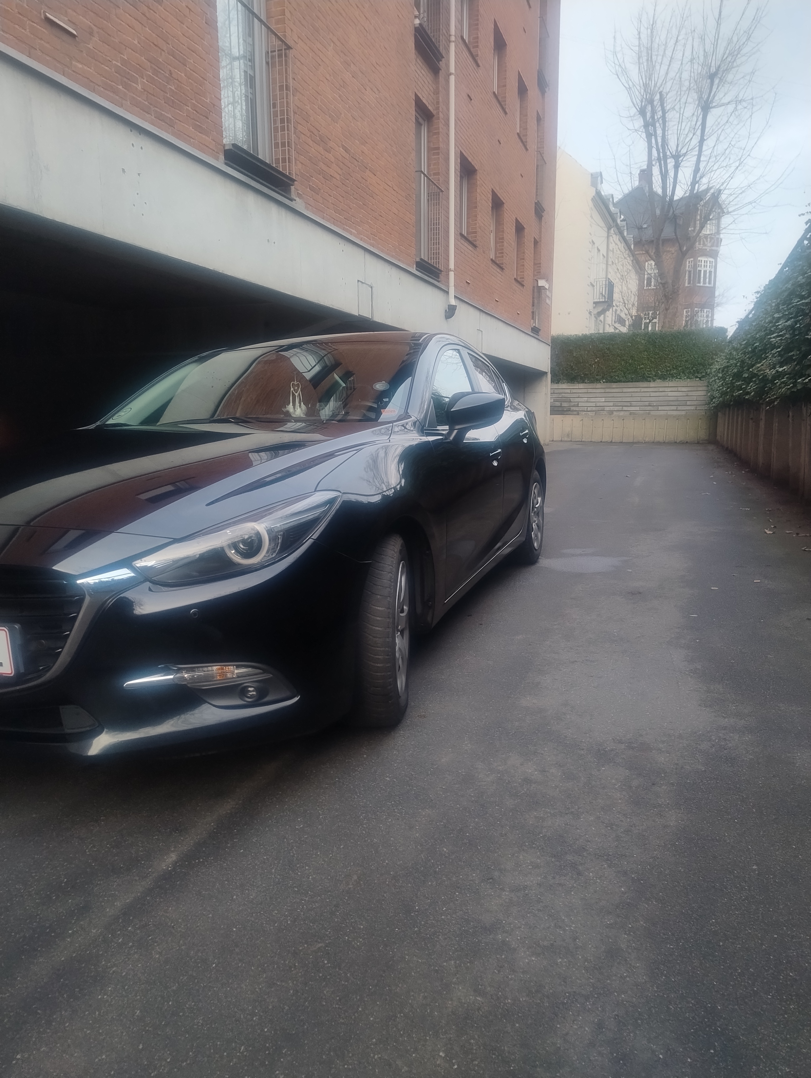 Sort Mazda 3 fra 2018