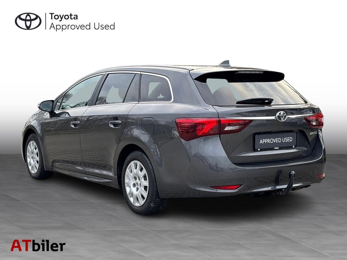 Toyota Avensis 1,8 Touring Sports VVT-I T2 Selected Multidrive S 147HK Stc 6g Aut.