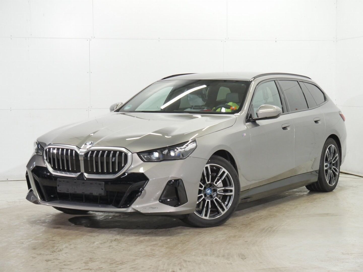 BMW i5 eDrive40 Touring EL M-Sport 340HK Stc Aut.