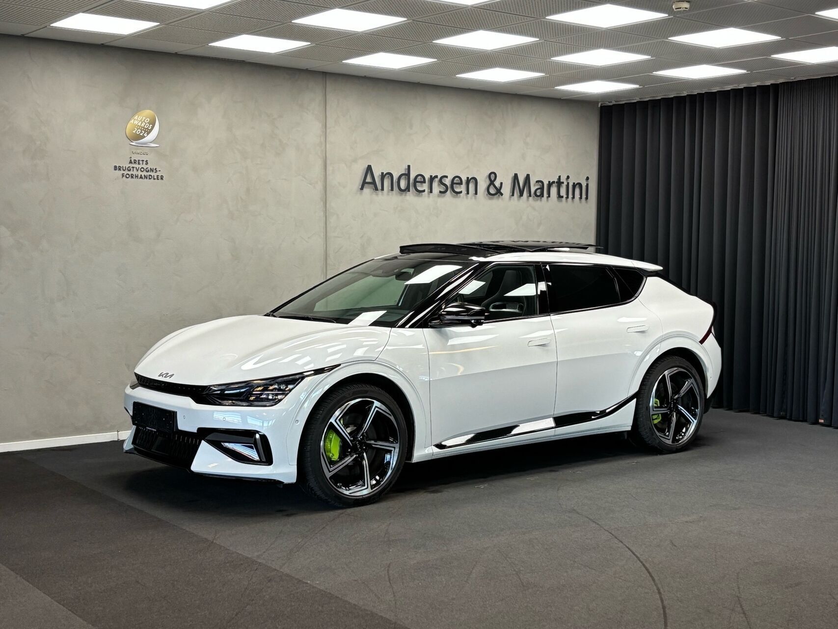 Hvid Kia EV6 fra 2024