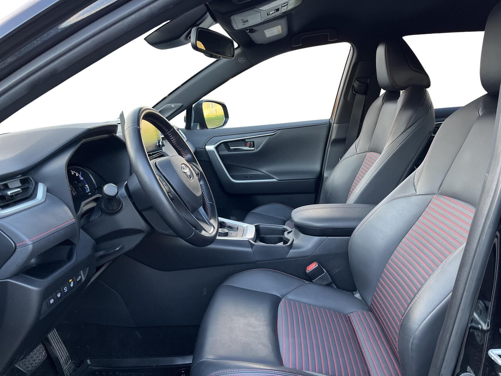 Toyota RAV4 Plug-in 2,5 Plugin-hybrid H3 Premium AWD 306HK 5d 6g Aut.