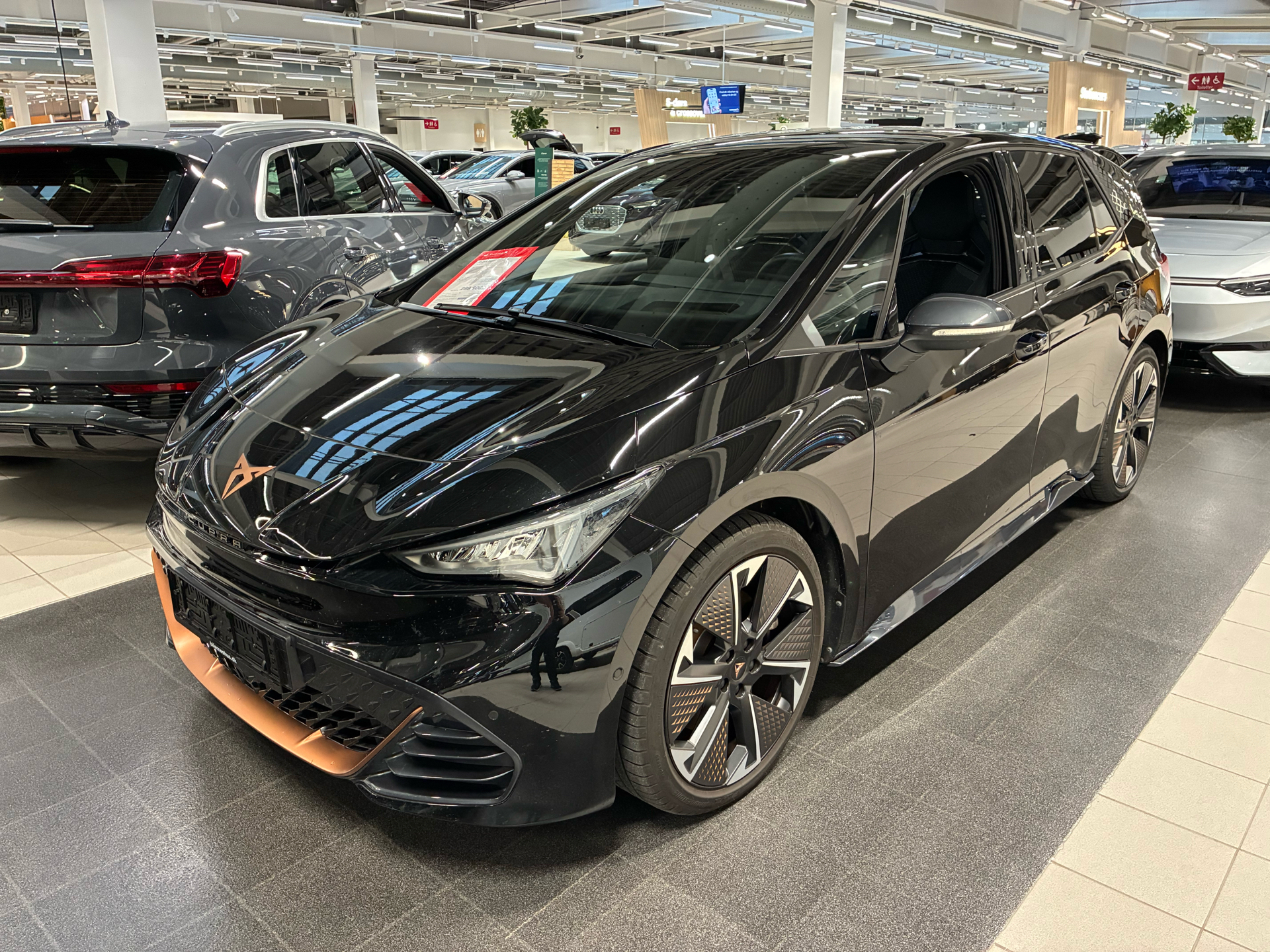 Cupra Born EL VZ 326HK 5d Aut.