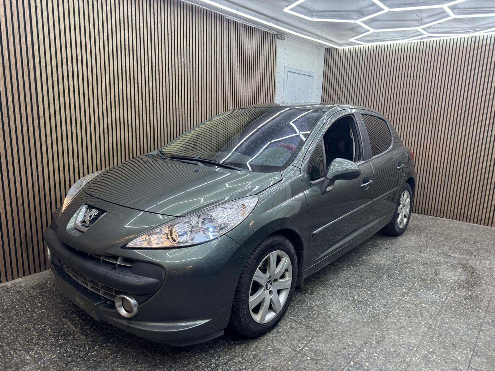 Peugeot 207 1,6 HDi 109 SE Pack