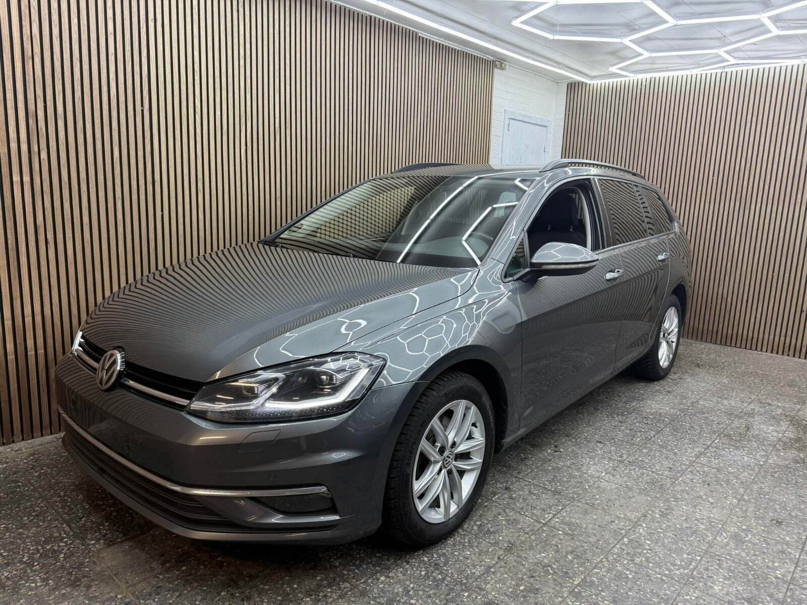 VW Golf VII 1,6 TDi 115 Comfortline Variant DSG