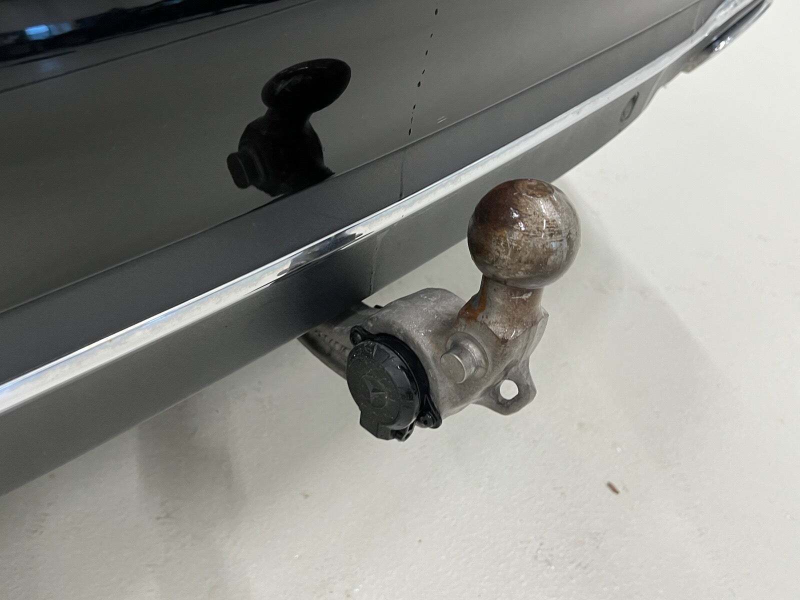 Sort Mercedes E220 d fra 2018