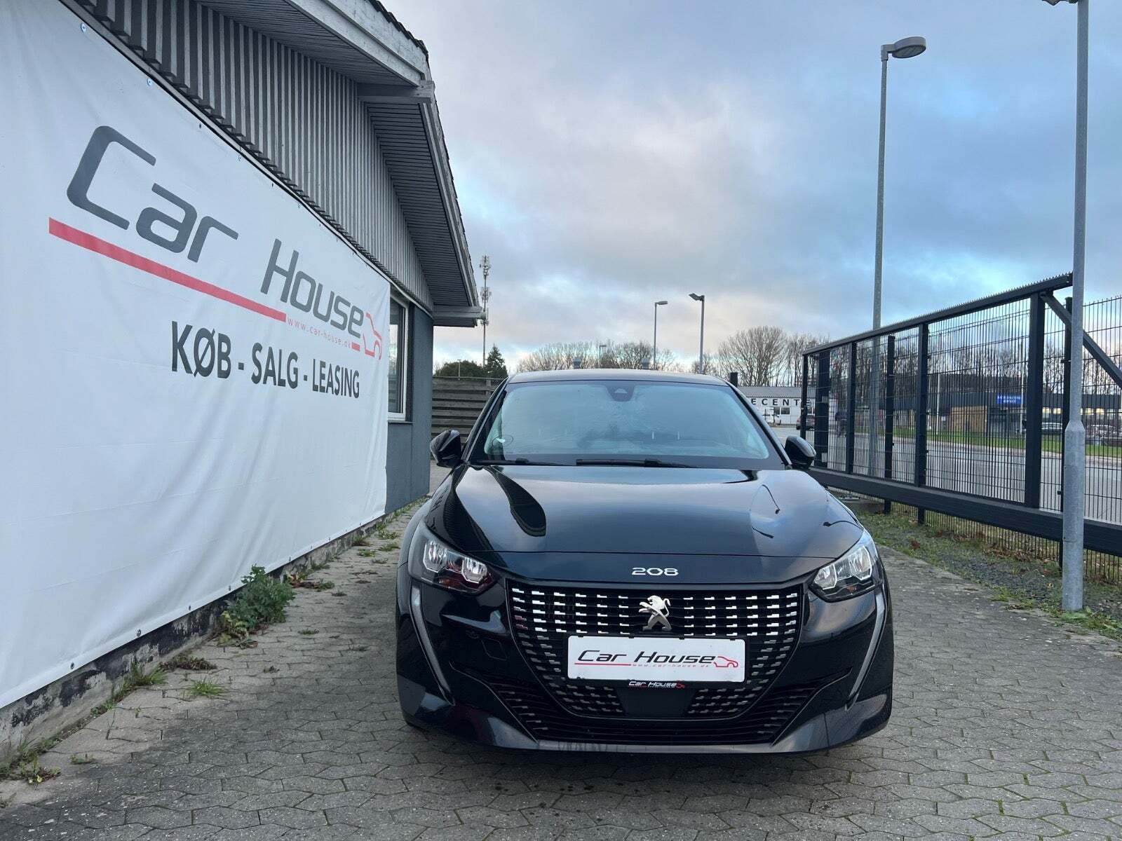 Peugeot 208 1,2 PureTech 100 Allure