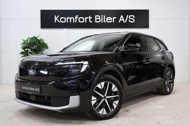 Sort Ford Explorer fra 2024 set udefra