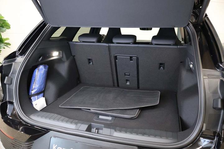 Sort Ford Explorer fra 2024