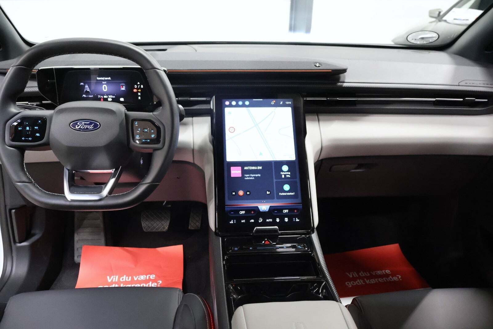 Hvid Ford Explorer fra 2024