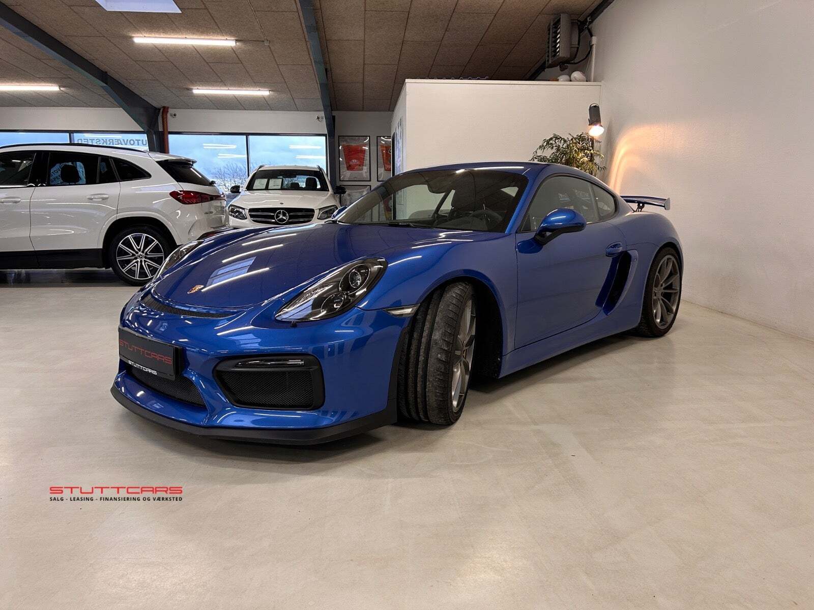 Porsche Cayman GT4 3,8
