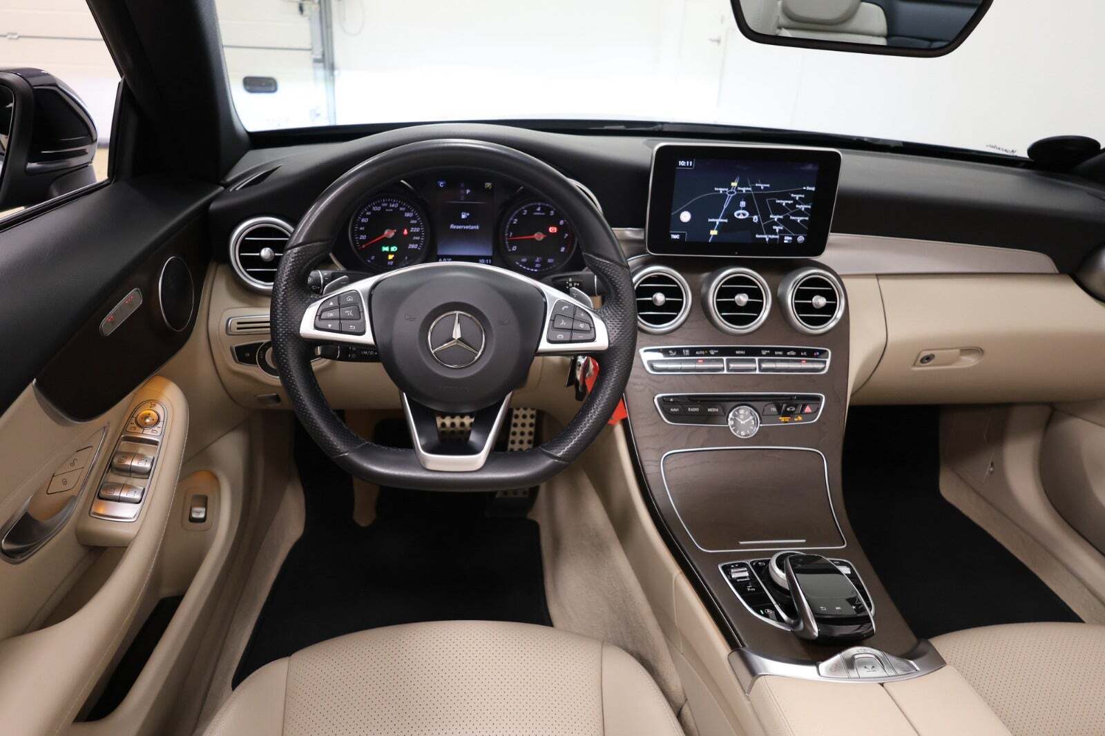 Mercedes C300 2,0 AMG Line Cabriolet aut.