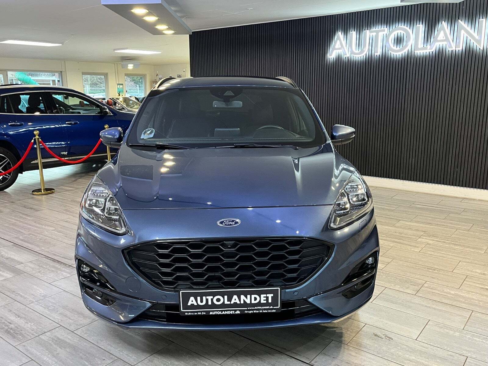 Ford Kuga 2,5 PHEV ST-Line X CVT