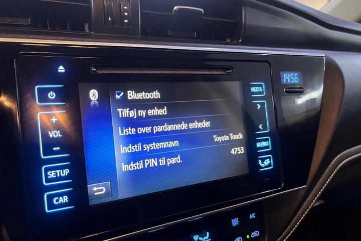 Sort Toyota Auris fra 2018